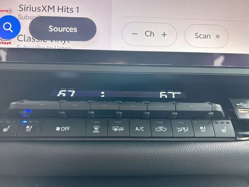Used 2025 Toyota Tundra TRD Pro AWD/4WD image 31