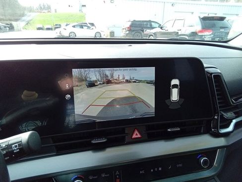 Used 2023 Kia Sportage EX image 20