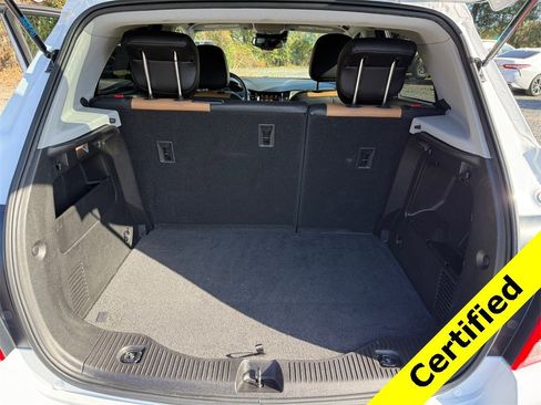 Used 2020 Chevrolet Trax Premier image 29