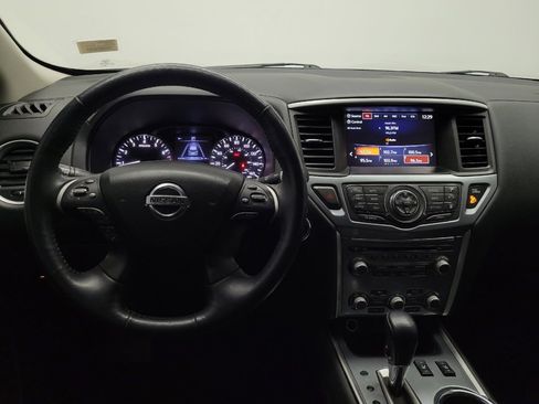 Used 2019 Nissan Pathfinder SL FWD image 22