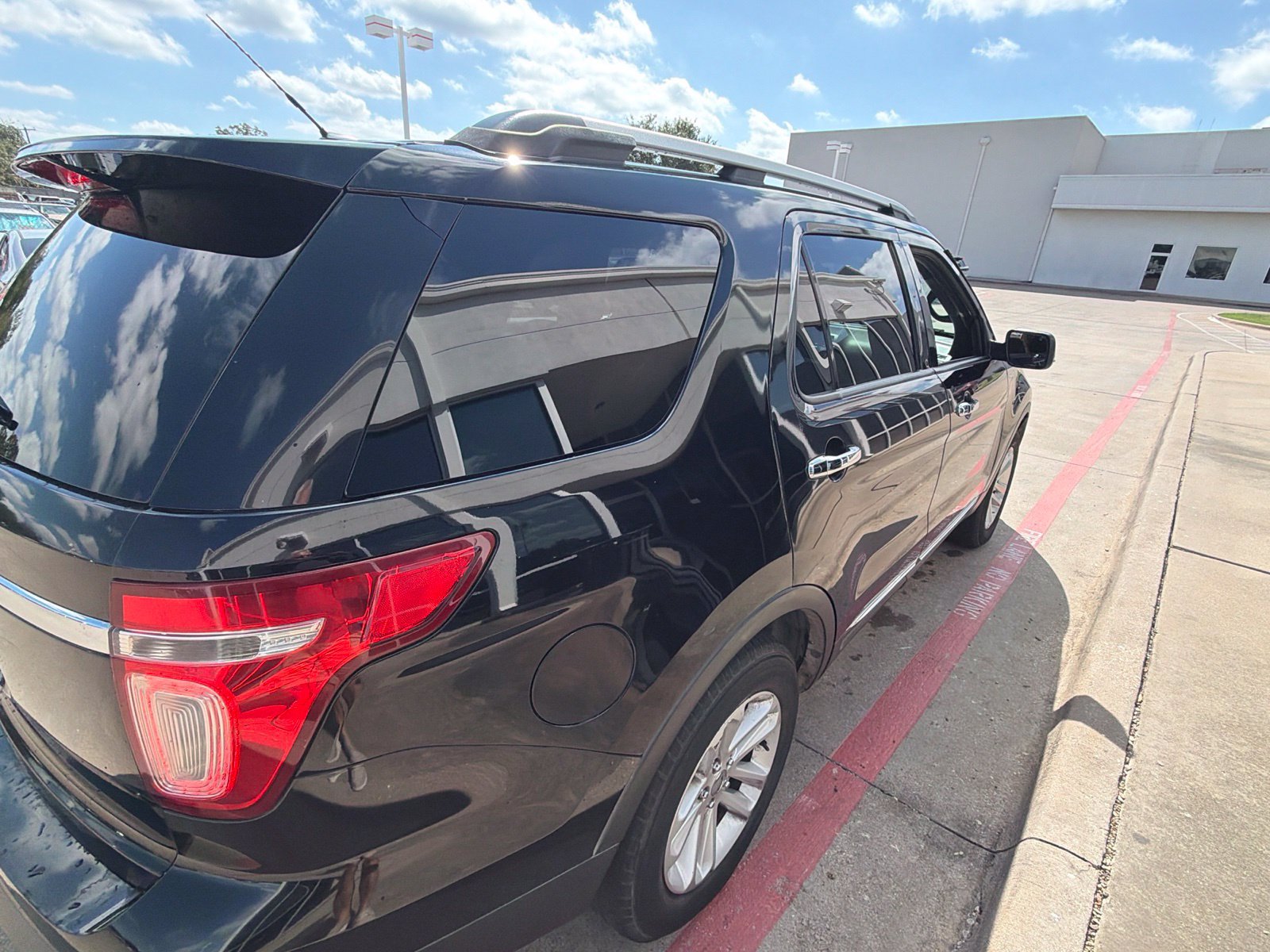 Used 2012 Ford Explorer Limited FWD image 5