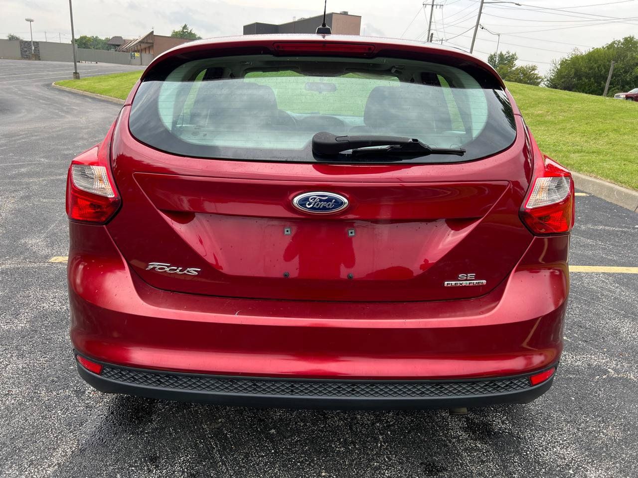 Used 2014 Ford Focus SE FWD image 4
