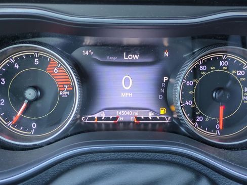 Used 2020 Jeep Cherokee High Altitude image 40