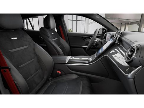 New 2025 Mercedes-Benz GLC 63 AMG S image 4