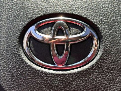 Used 2024 Toyota RAV4 SE w/ Weather & Moonroof Package AWD/4WD image 25