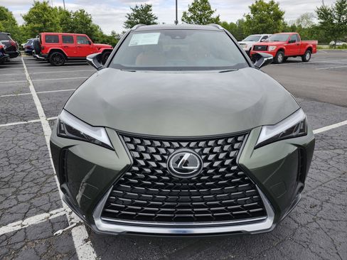 Used 2024 Lexus UX 250h AWD w/ Premium Package image 12