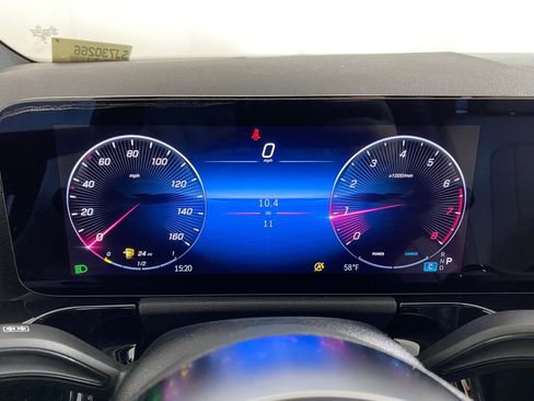 New 2025 Mercedes-Benz GLA 250 4MATIC image 18