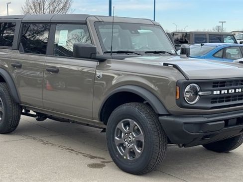 New 2025 Ford Bronco Big Bend image 2
