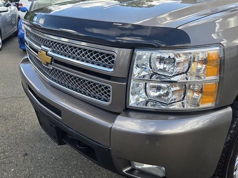 Used 2013 Chevrolet Silverado 1500 LTZ w/ LTZ Plus Package image 12