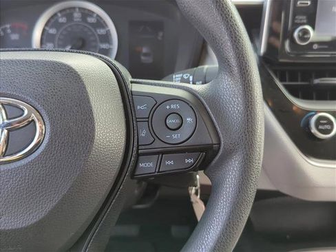 Certified 2021 Toyota Corolla LE image 15