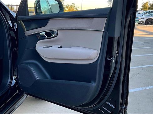 New 2026 Volvo XC90 B6 Plus image 19