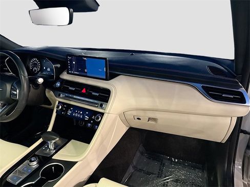 Used 2026 Genesis G70 2.5T image 28
