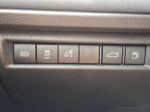 Used 2025 Toyota Camry LE FWD image 21