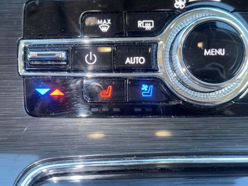 Used 2021 Lincoln Nautilus Reserve w/ Equipment Group 201A image 24