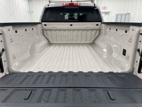 New 2026 Chevrolet Colorado Trail Boss AWD/4WD image 24