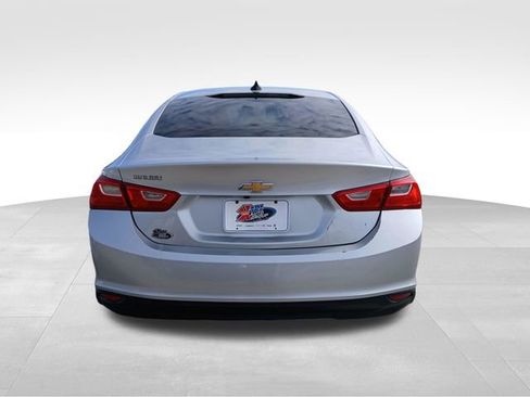 Used 2018 Chevrolet Malibu LS image 4