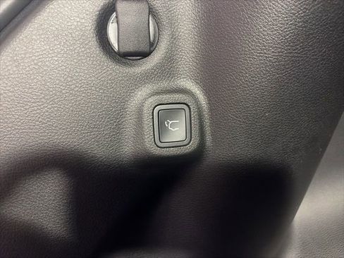 New 2026 Jeep Compass Limited image 5