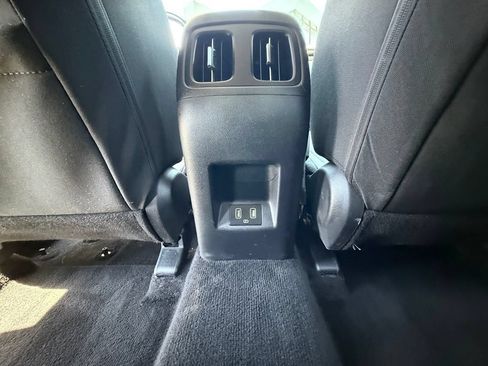 Used 2022 Hyundai Tucson SEL AWD/4WD image 35