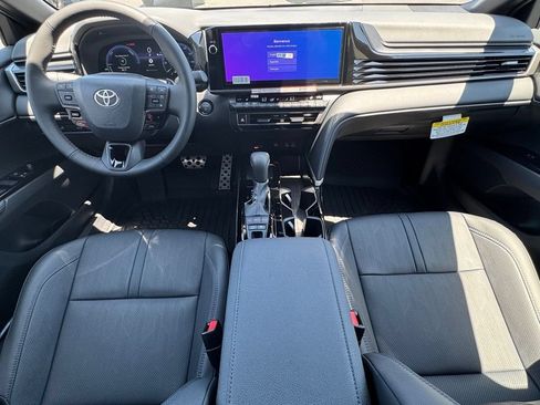 New 2026 Toyota Camry XSE AWD/4WD image 32
