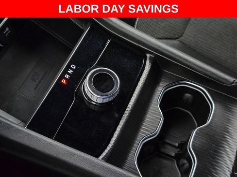 Used 2025 Jeep Grand Cherokee L Laredo RWD image 19