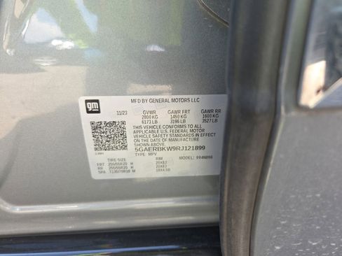 Used 2024 Buick Enclave Essence w/ Experience Buick Package FWD image 15