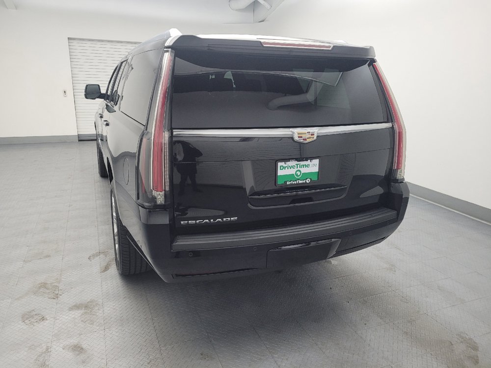 Used 2017 Cadillac Escalade ESV Platinum AWD/4WD image 6