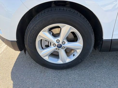 Used 2022 Ford Edge SE AWD/4WD image 11