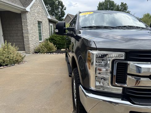 Used 2019 Ford F250 XL w/ STX Appearance Package AWD/4WD image 29