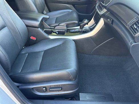 Used 2014 Honda Accord EX-L image 19