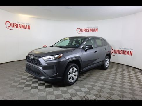 Used 2024 Toyota RAV4 LE image 4