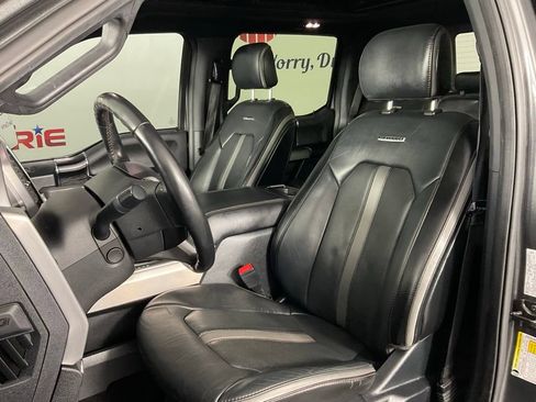 Used 2019 Ford F150 Platinum w/ Equipment Group 701A Luxury AWD/4WD image 14