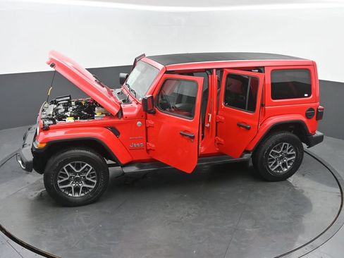Used 2024 Jeep Wrangler Unlimited Sahara w/ Technology Group AWD/4WD image 67