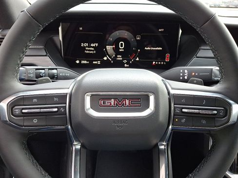 New 2025 GMC Acadia Elevation image 10