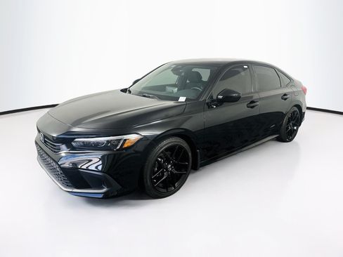 Used 2022 Honda Civic Sport image 3