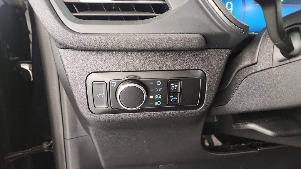 Used 2023 Ford Escape Active w/ Tech Pack #2 AWD/4WD image 25