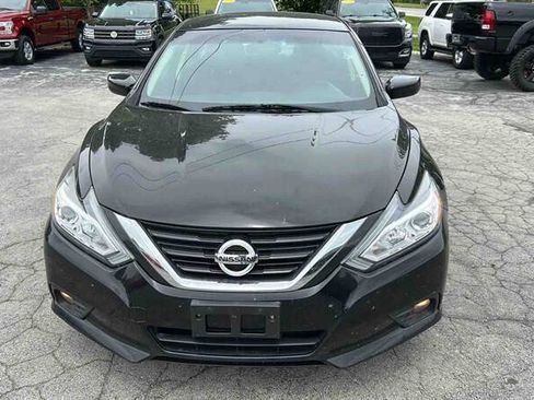 Used 2018 Nissan Altima 2.5 SV FWD image 3