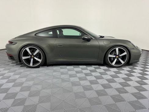 Certified 2022 Porsche 911 Carrera RWD image 11