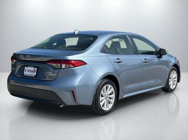 Certified 2024 Toyota Corolla XLE FWD image 5