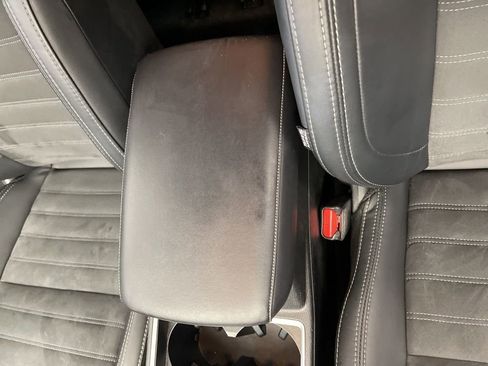 Used 2024 Mitsubishi Outlander SE Black Edition image 10