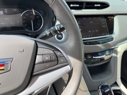 Used 2024 Cadillac XT5 Premium Luxury FWD image 11