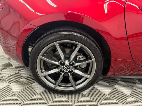 Used 2021 MAZDA MX-5 Miata Grand Touring RWD image 15