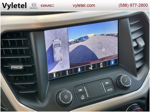 Certified 2023 GMC Acadia Denali w/ Denali Ultimate Package image 28