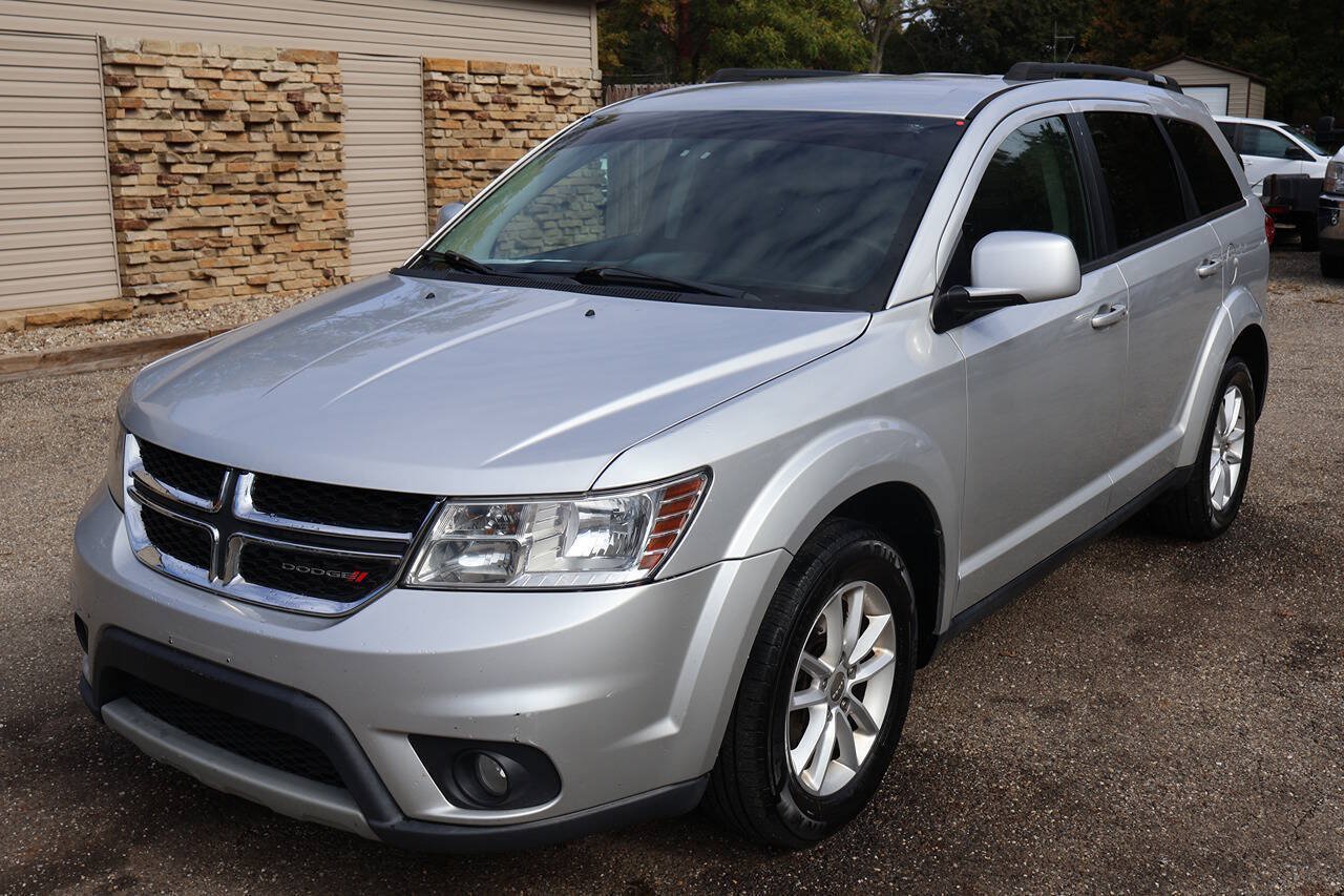 Used 2014 Dodge Journey SXT FWD image 3