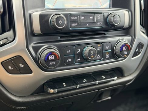 Used 2019 GMC Sierra 1500 SLE w/ SLE Value Package image 16