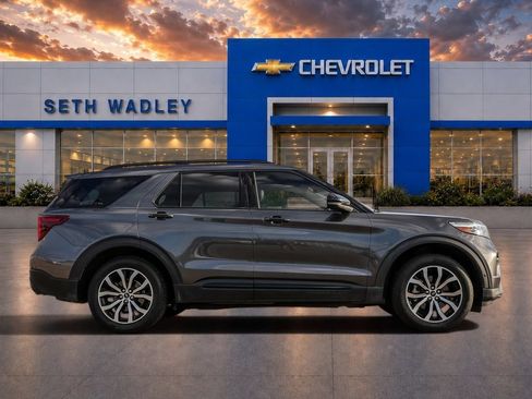 Used 2020 Ford Explorer ST w/ Premium Technology Package AWD/4WD image 8