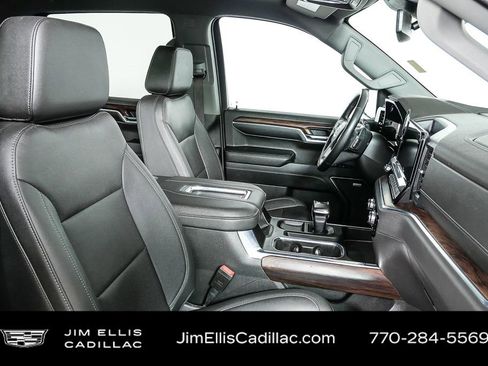 Used 2022 GMC Sierra 1500 SLT w/ SLT Convenience Package image 24