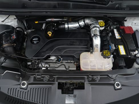 Used 2019 Buick Encore Essence image 30