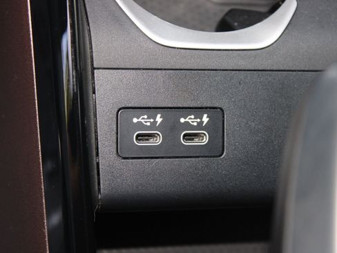 Used 2024 BMW X1 xDrive28i w/ Technology Package image 27