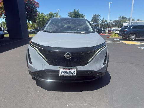 Certified 2024 Nissan Ariya AWD image 2