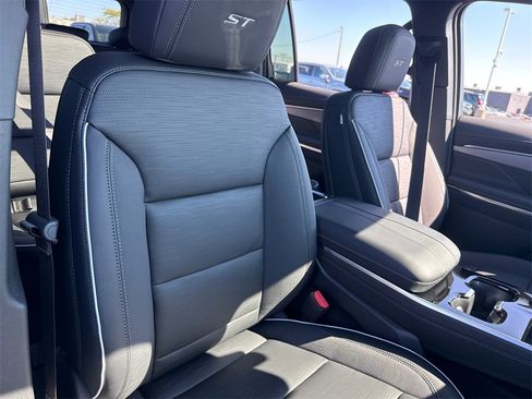 New 2026 Buick Enclave Sport Touring w/ Power Package image 39